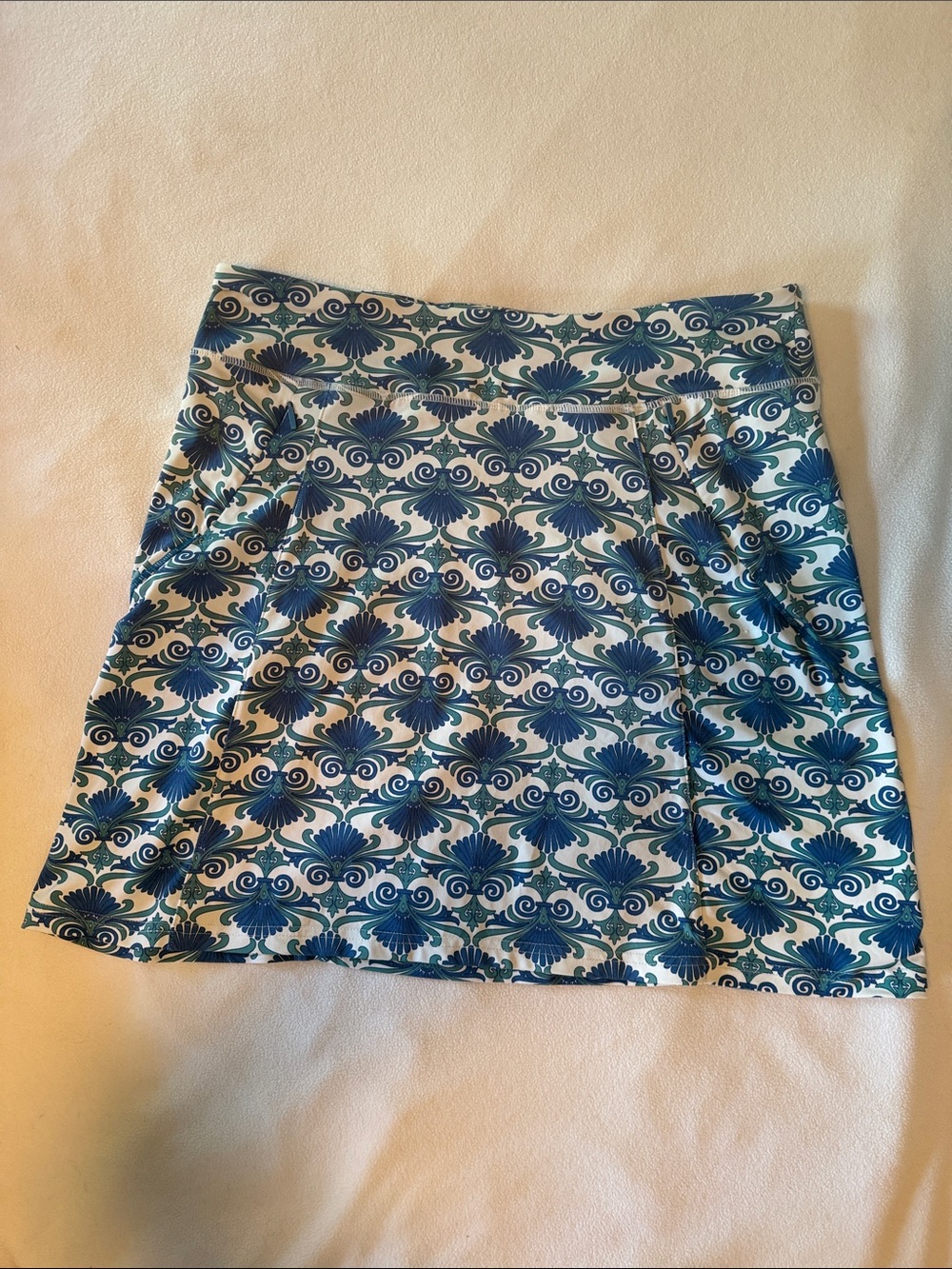Title Nine Blue & White Printed Mini Skirt